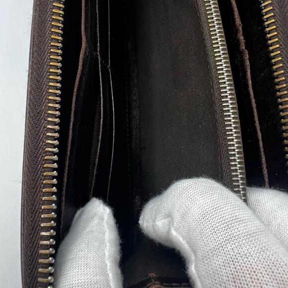 GUC Fendi Zucca Canvas/Leather Zip Wallet - Picture 6 of 10